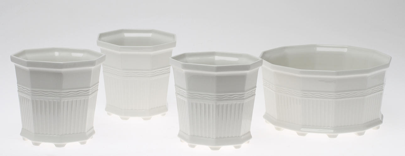 YTTERFODER, 4 st, porslin, Prins Eugens Waldemarsudde, Gustavsberg.