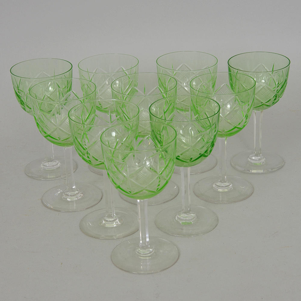 VITVINSGLAS med grön kupa, 10 stycken.