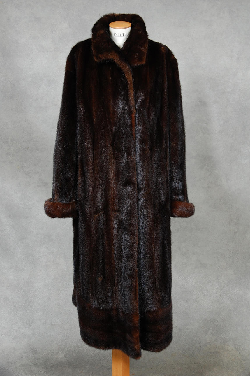 MINKPÄLS, lång helrykt.