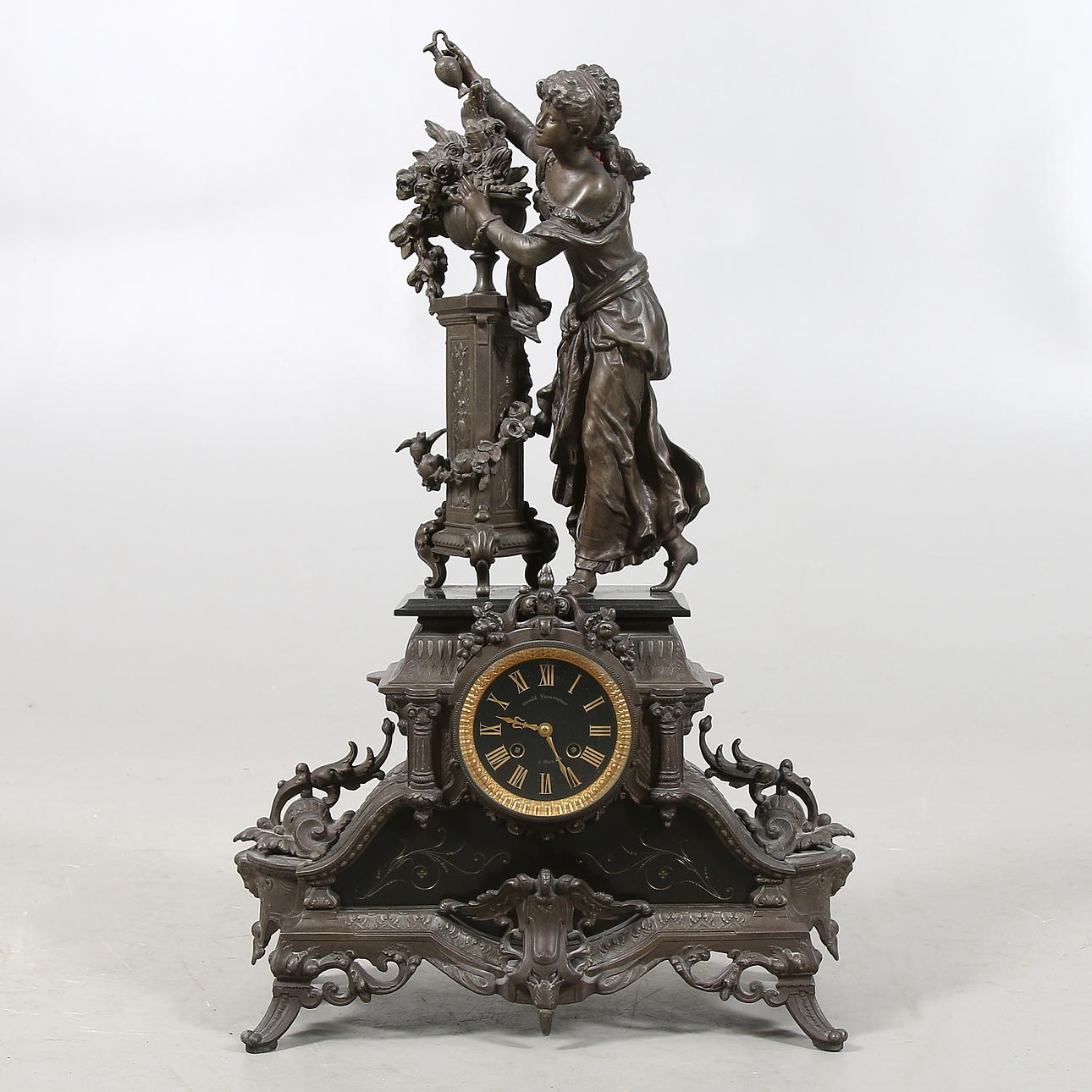 BORDSPENDYL, järn och marmor, D´Aureville & Lallier, Frankrike. 1800-tal.