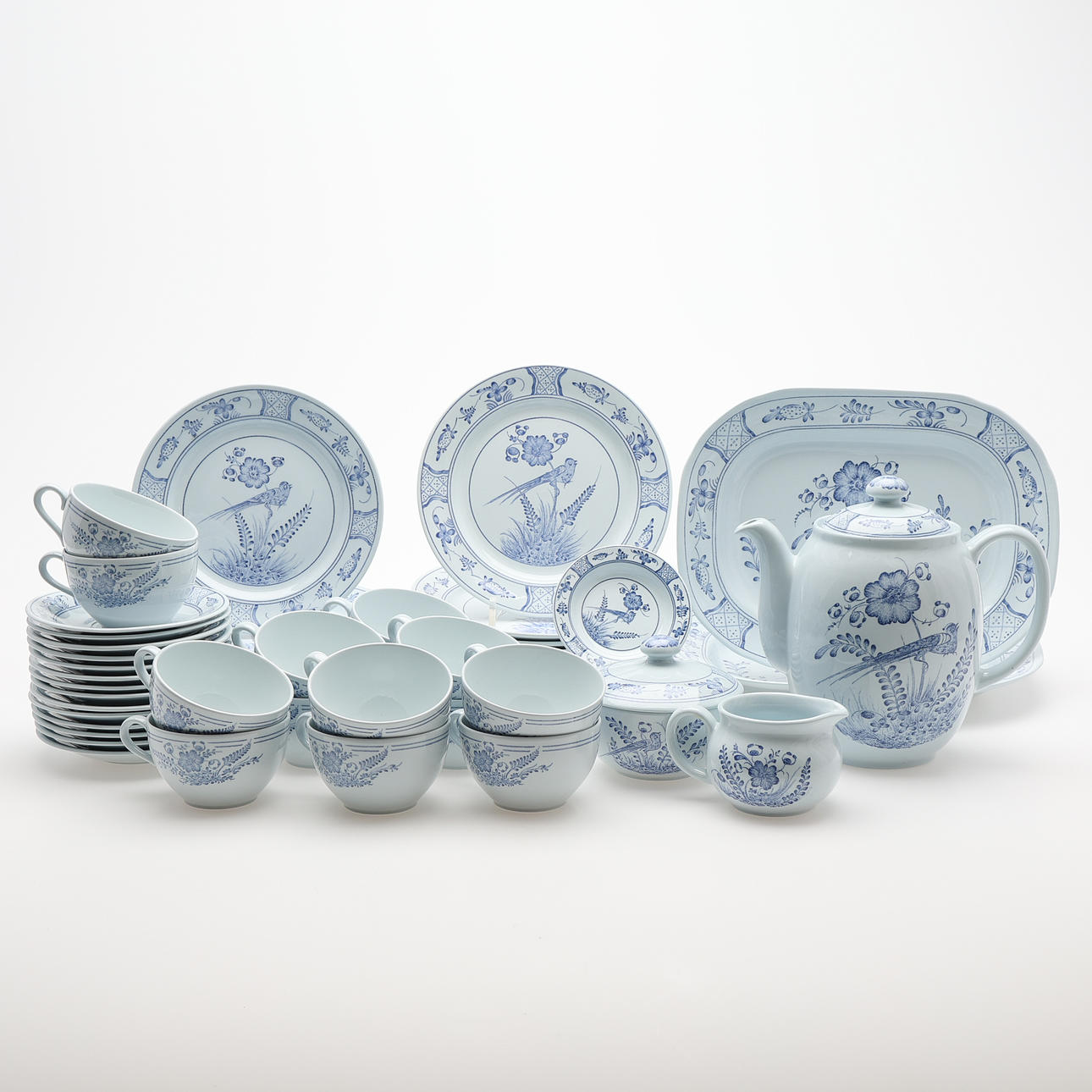 KAFFESERVIS, 39 DELAR, "FÅGEL BLÅ", RÖRSTRAND.