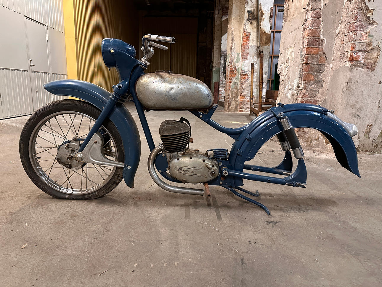 HUSQVARNA, Drömbåge 281, 1950-tal, Sverige.