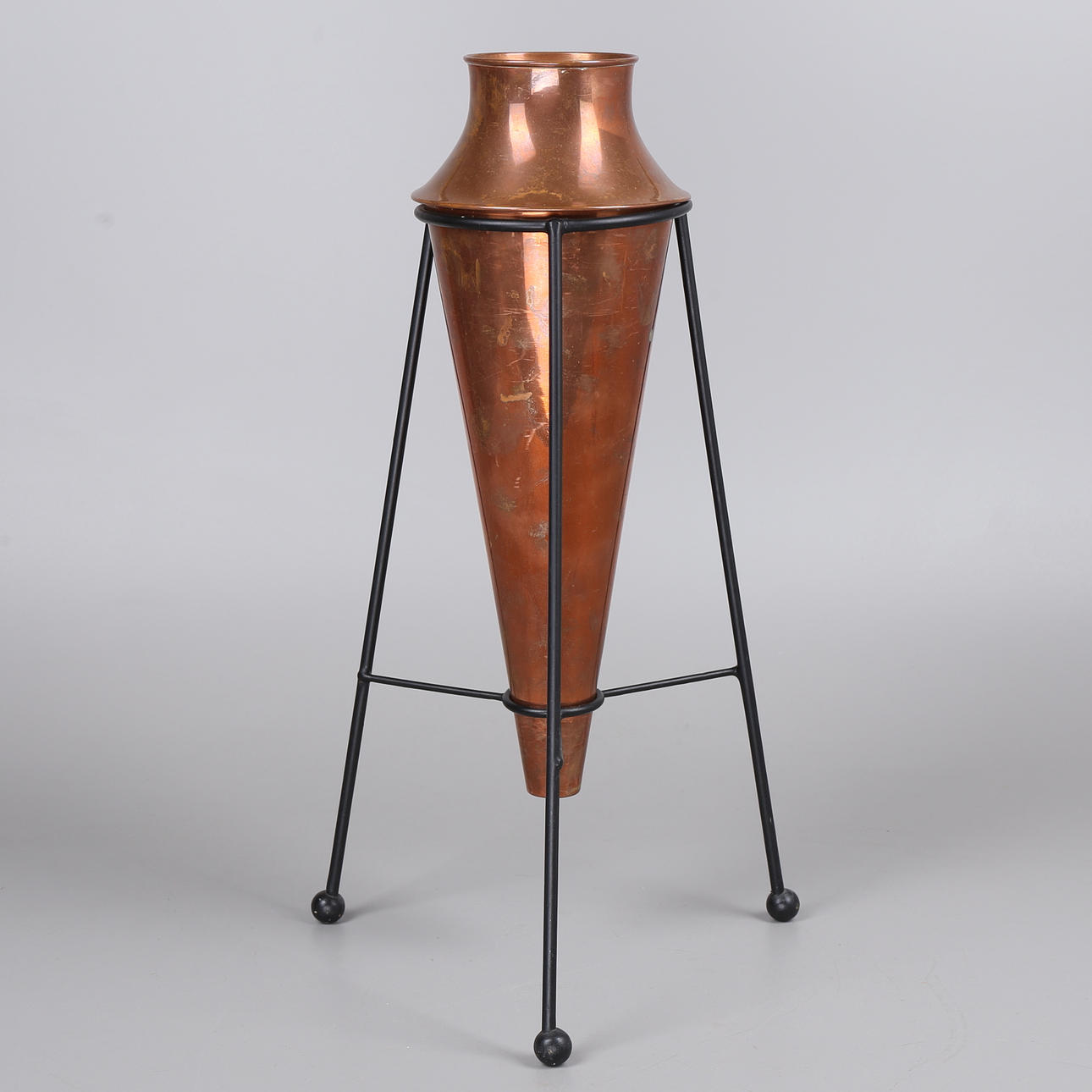 VAS, koppar/string, 1950-tal.