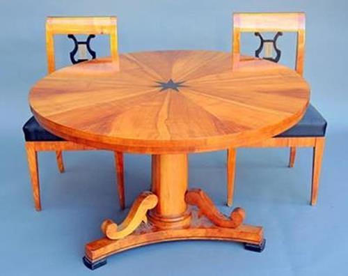 BORD, med stolar, Biedermeier, omkring 1820.