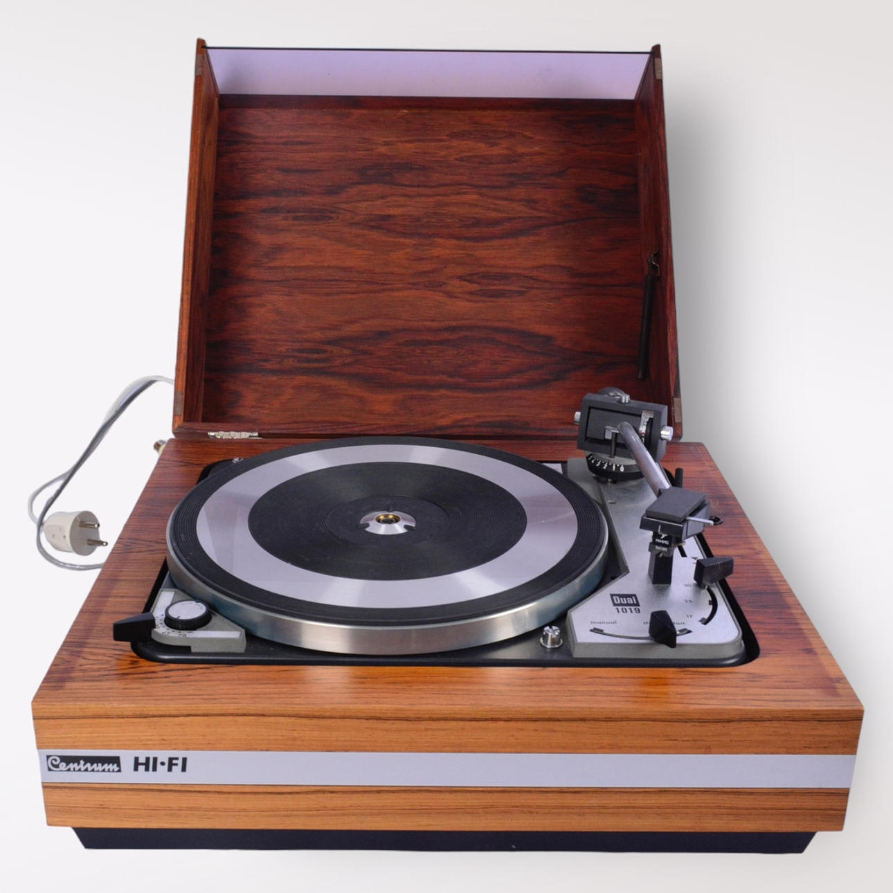 A 1960's Dual 1019 turntable.