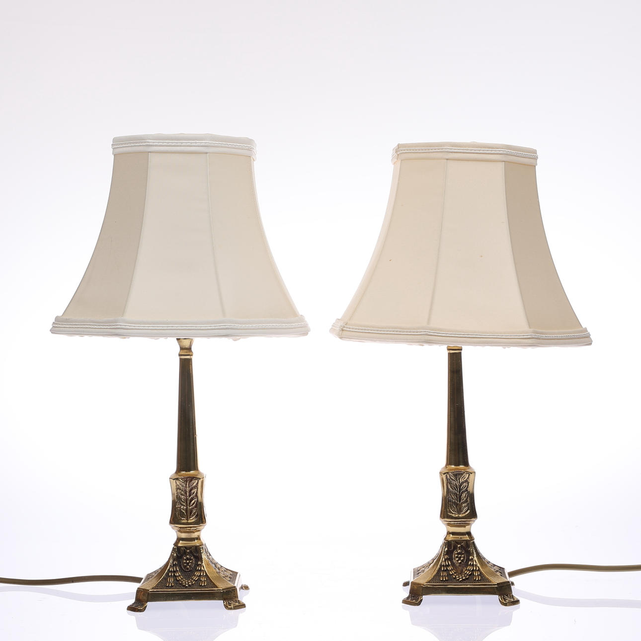 BORDSLAMPOR, 2 st, Mässing.