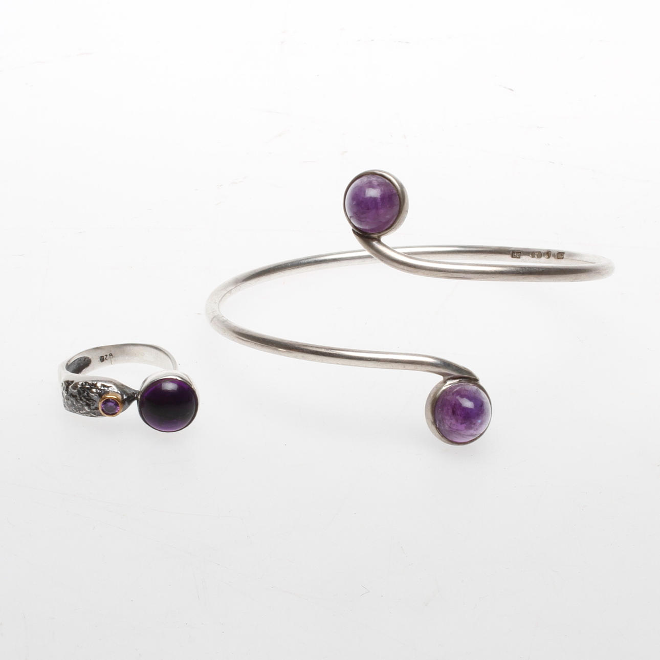 RING samt ARMBAND, silver med ametist, 1900-tales andra hälft.