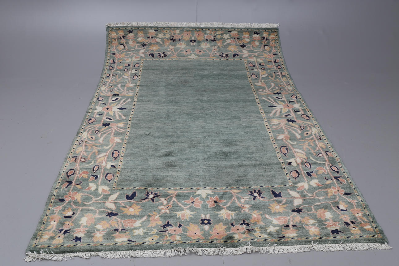 MATTA, orientalisk, 207 x 140 cm.