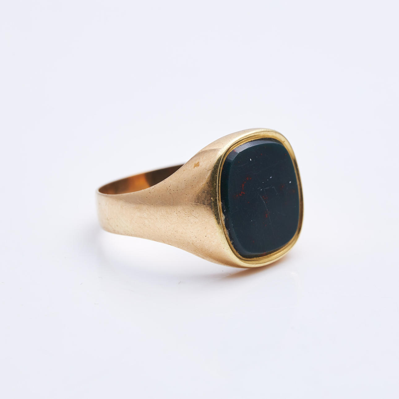 SIGNETRING, blodjaspis, 14k guld.