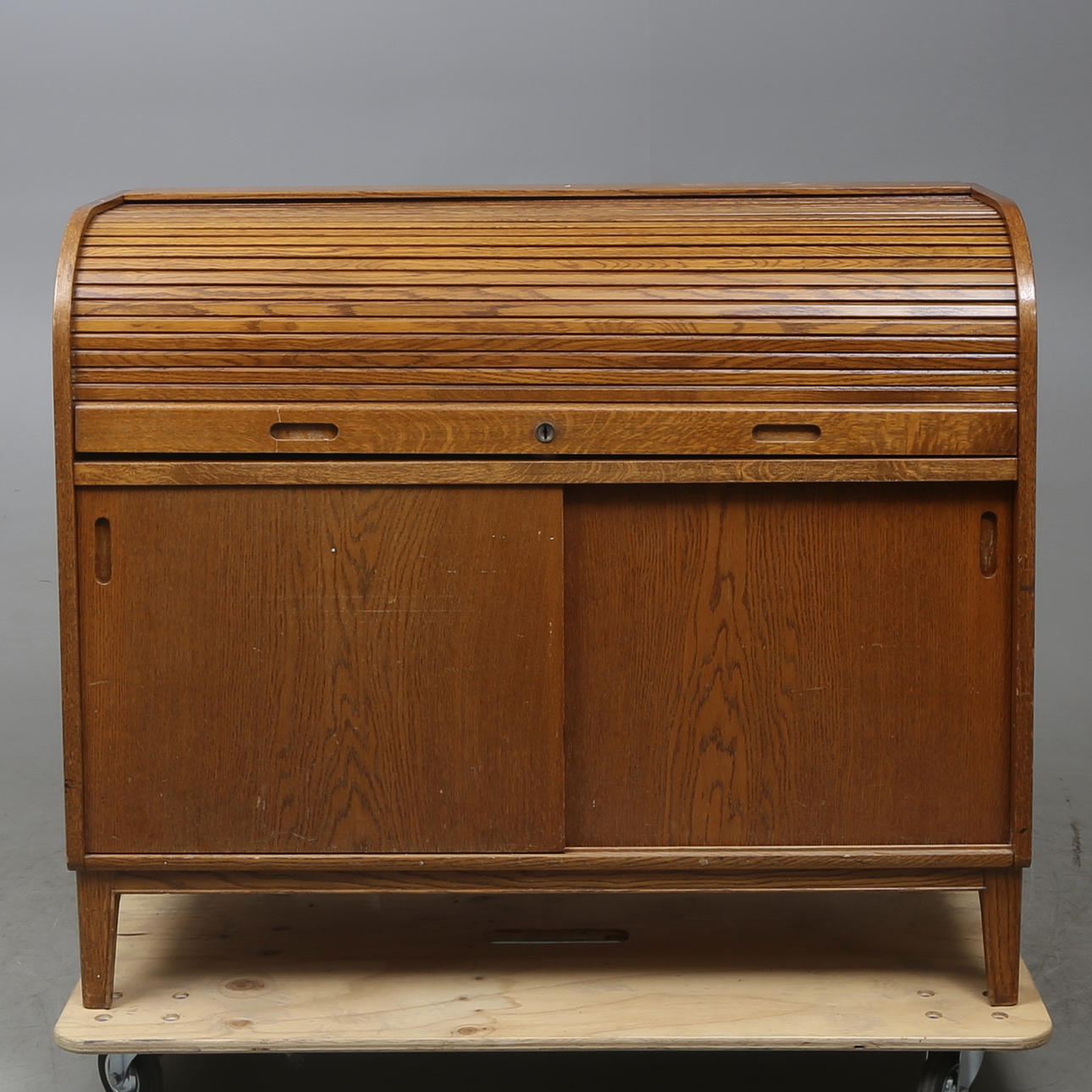 ARKIVSKÅP, troligen Åtvidaberg, 1900-talets mitt.