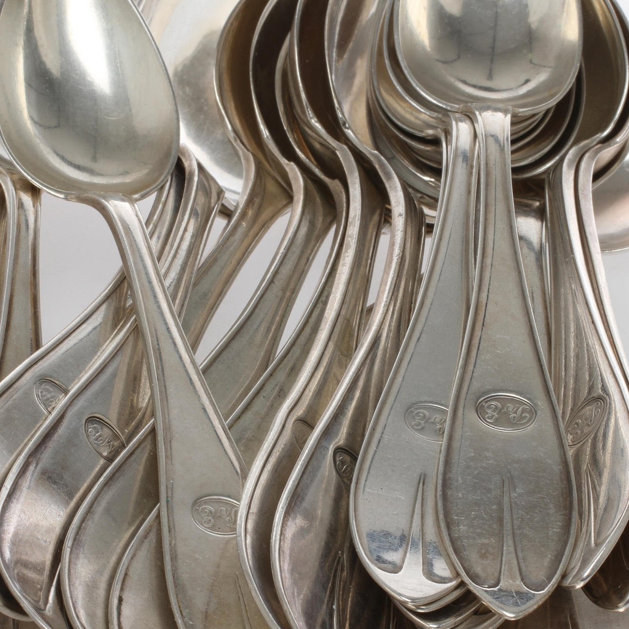 SKEDAR, 12+12 st, silver, delvis Gustaf Möllenborg Stockholm 1891.