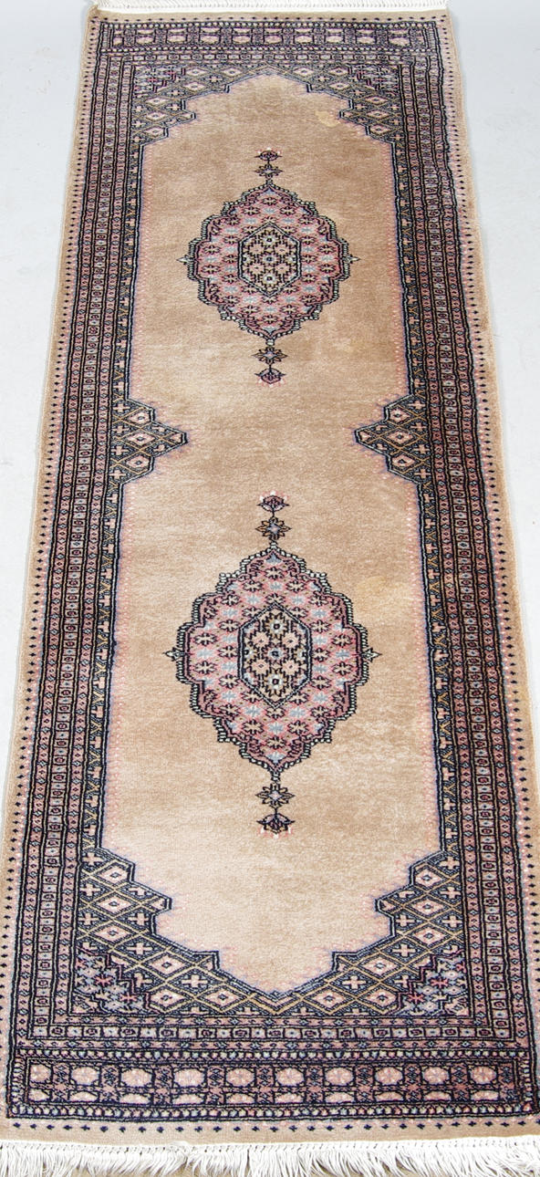 MATTA, orientalisk, galleri, 250 x 82 cm.