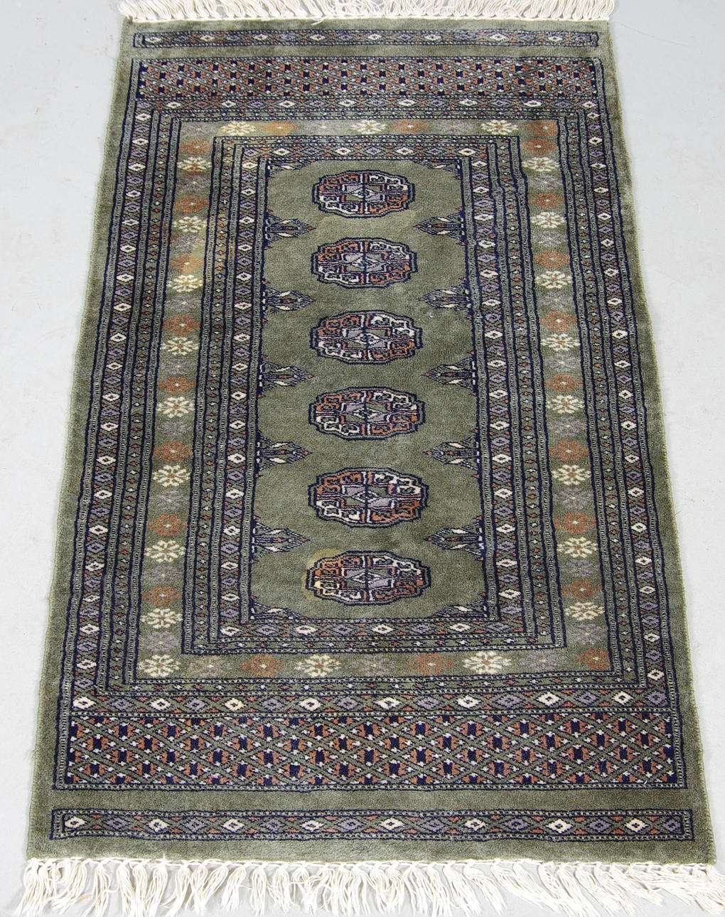 MATTA, orientalisk, "Bochara", 125 x 76 cm.