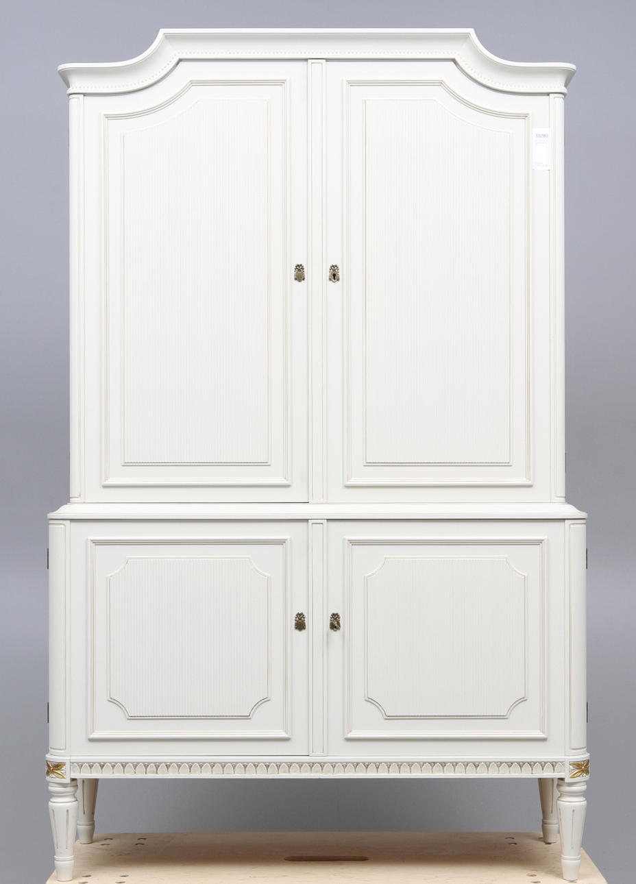 MATSALSSKÅP, Gustaviansk-stil, 1900-tal.