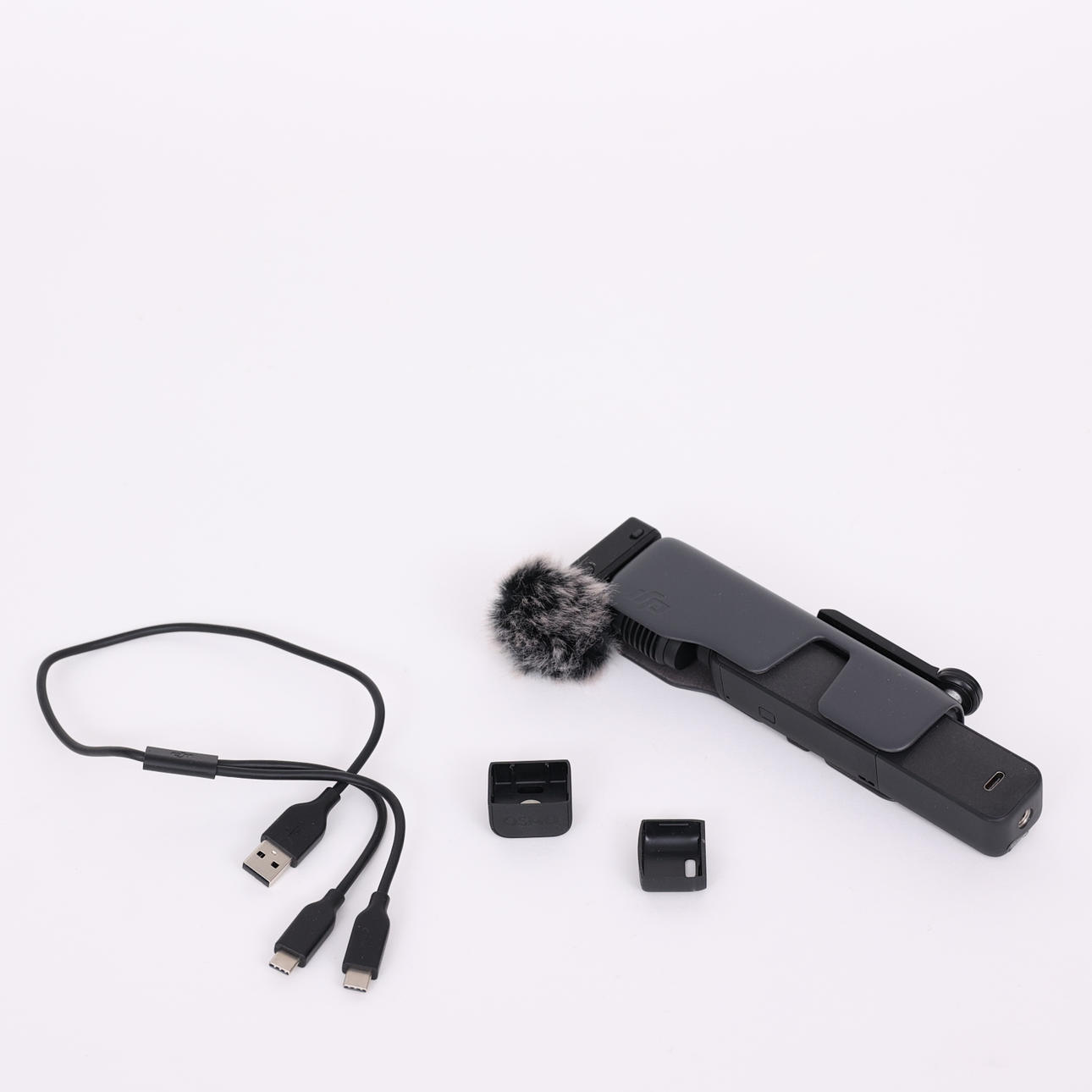 CÁMARA, DJI Pocket 2 con accesorios.