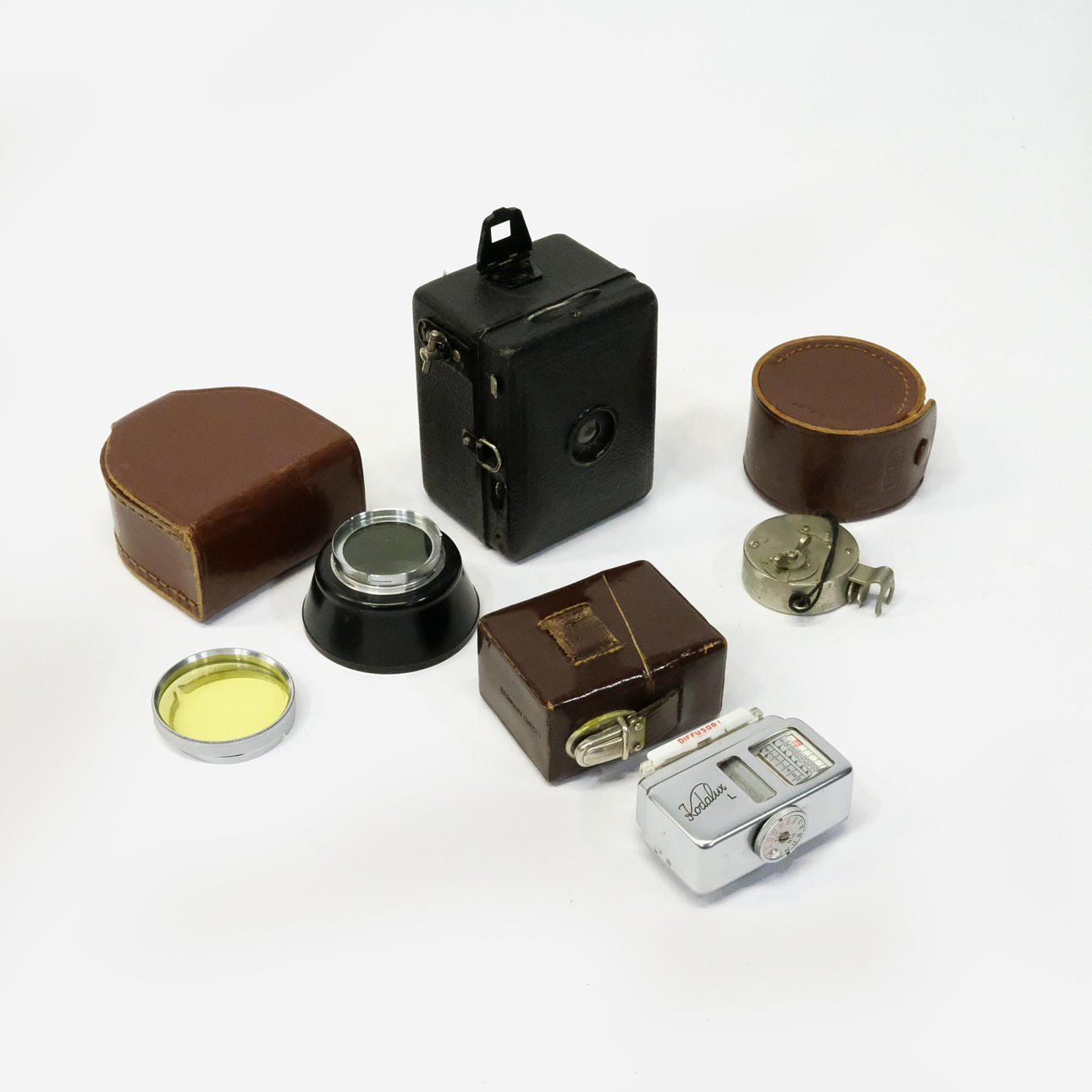 ZEISS IKON A8/ 127 AND CAMERA ACCESSORIES.