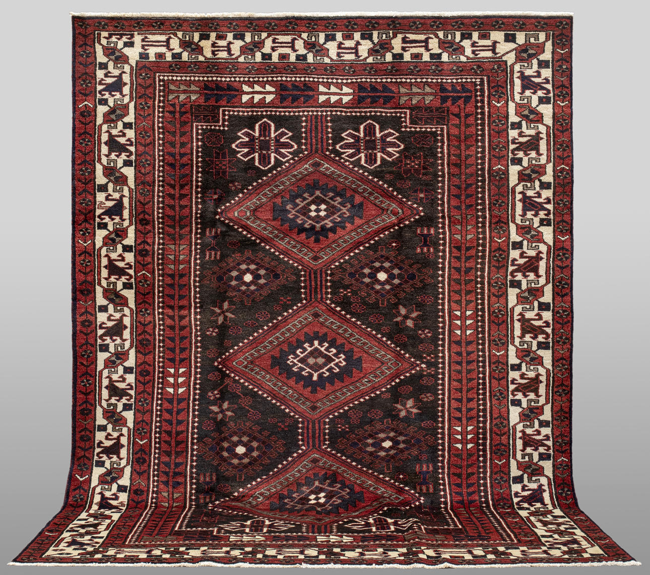 TEPPICH. Lori, 296 x 232 cm.