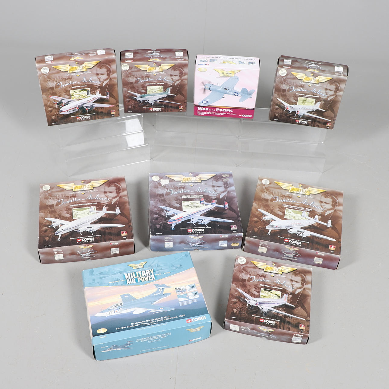 JUGUETES CORGI - AVIONES EN CAJA.