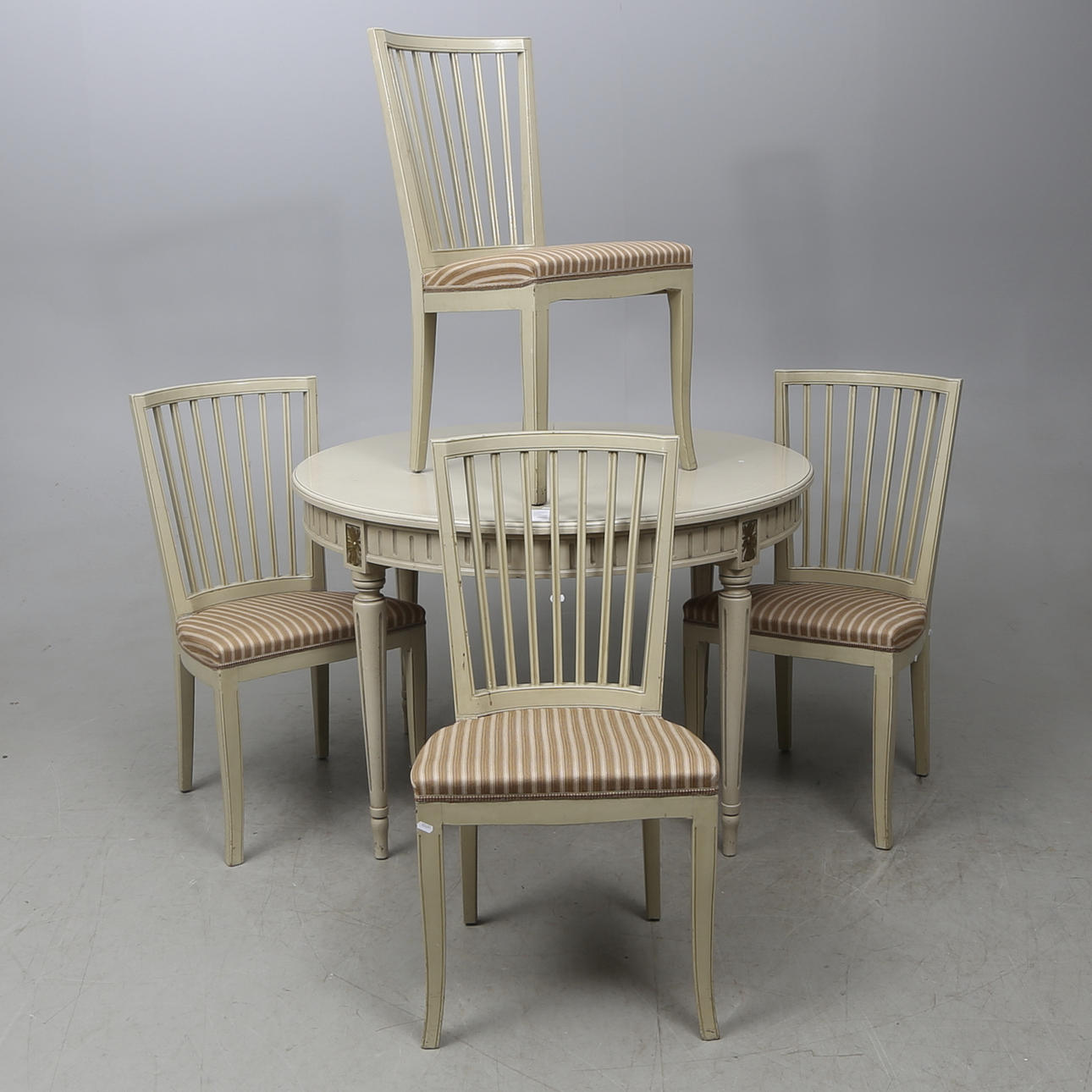 MATSALSGRUPP, 5 delar, 1900-talets första hälft.