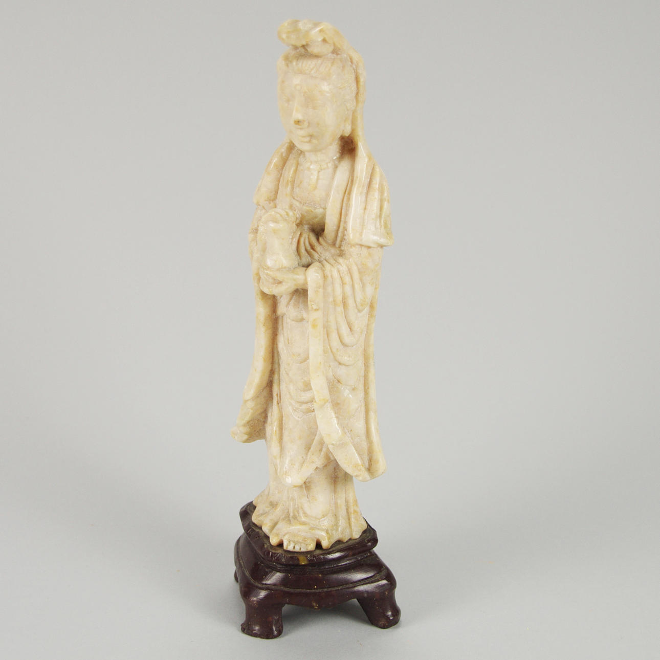 FIGURIN, asiatisk kvinna, marmor, 1800/1900-tal.