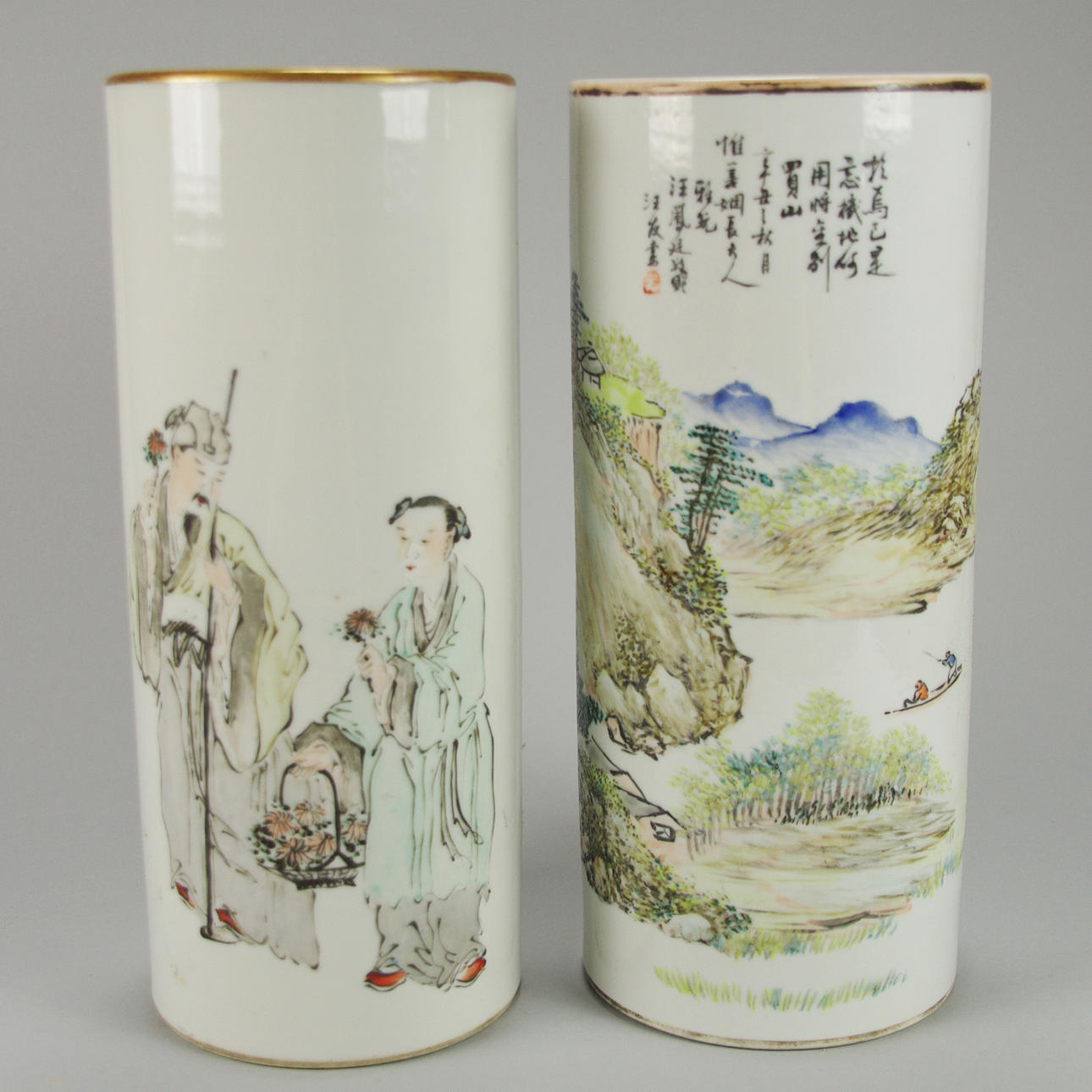 PENSELVASER, 2 stycken, porslin, Kina, 1900-tal.