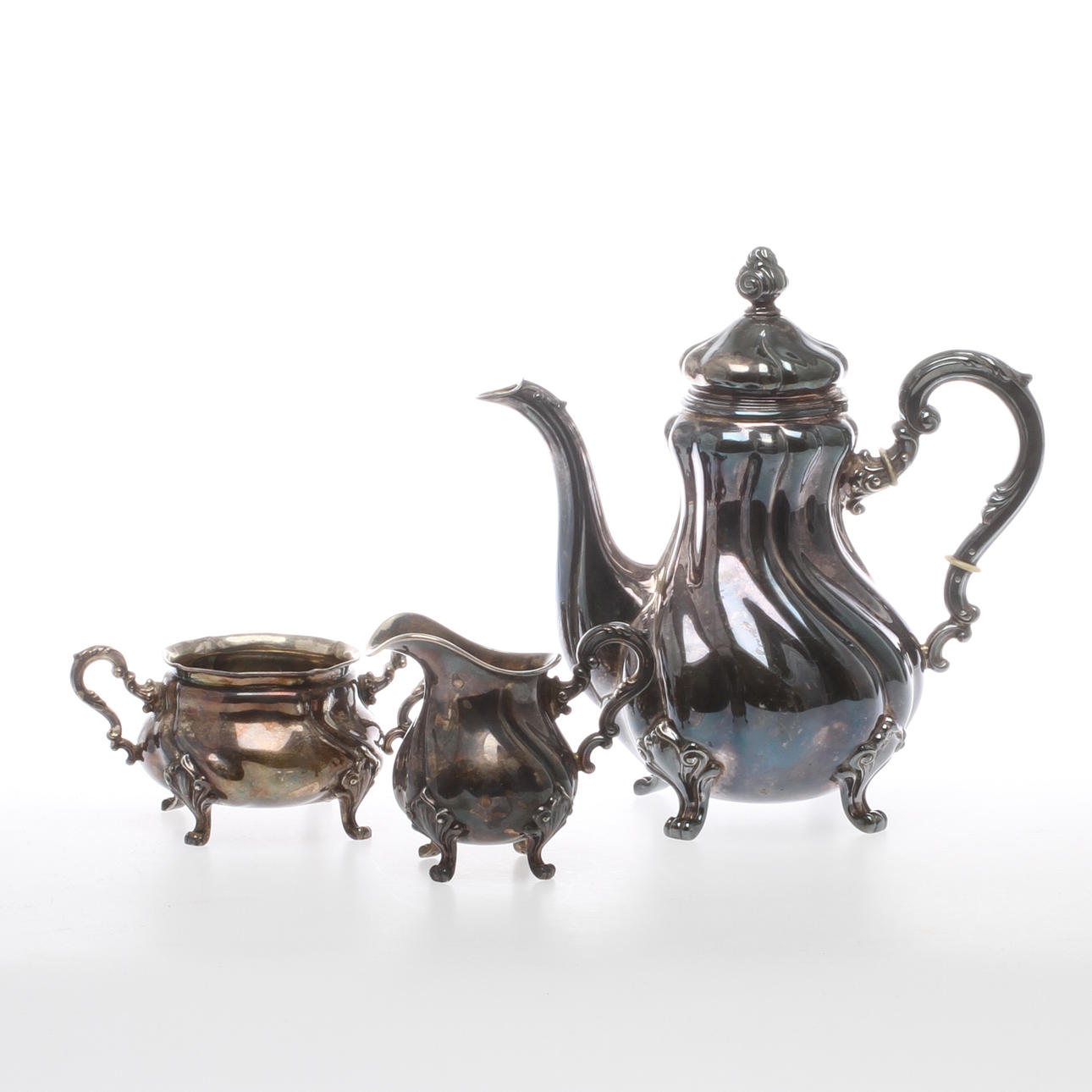KAFFESERVIS 3 delar, silver, rokokostil, svenska imporstämplar, 1900-tal.