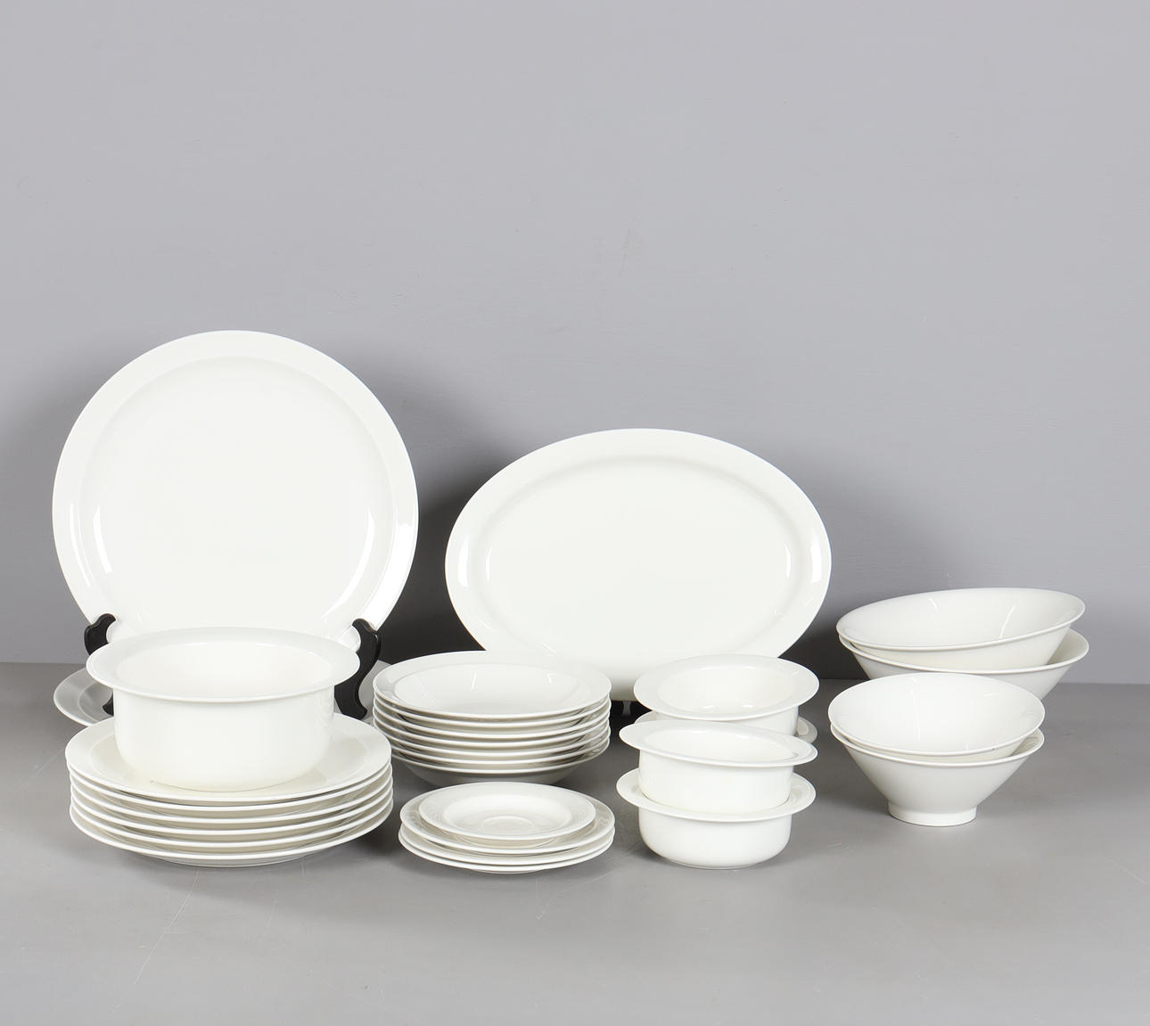 MATSERVIS ARABIA "ARCTICA" 28 delar.