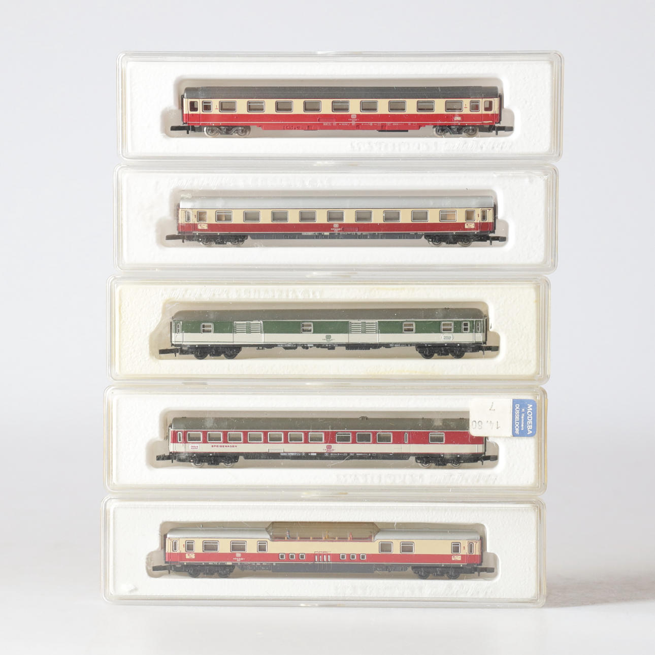 MÄRKLIN Mini-Club, 5 passenger carriages, Z-Scale (1:220). Toys