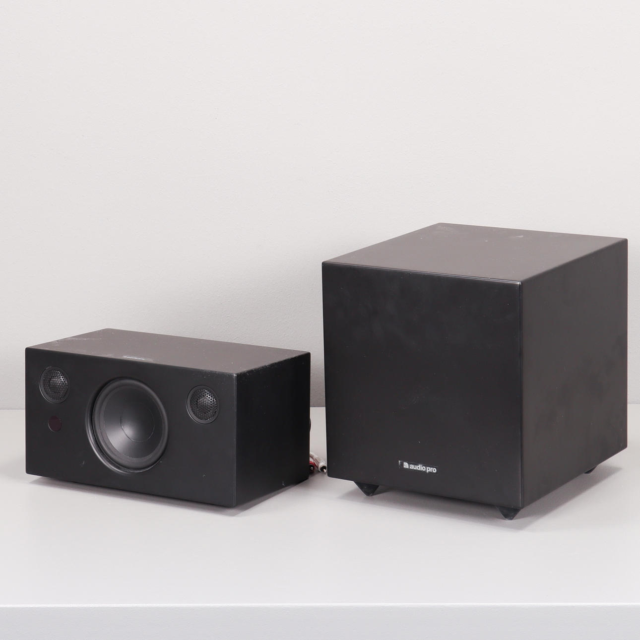 KAIUTTIMET JA SUBWOOFER Audio Pro.
