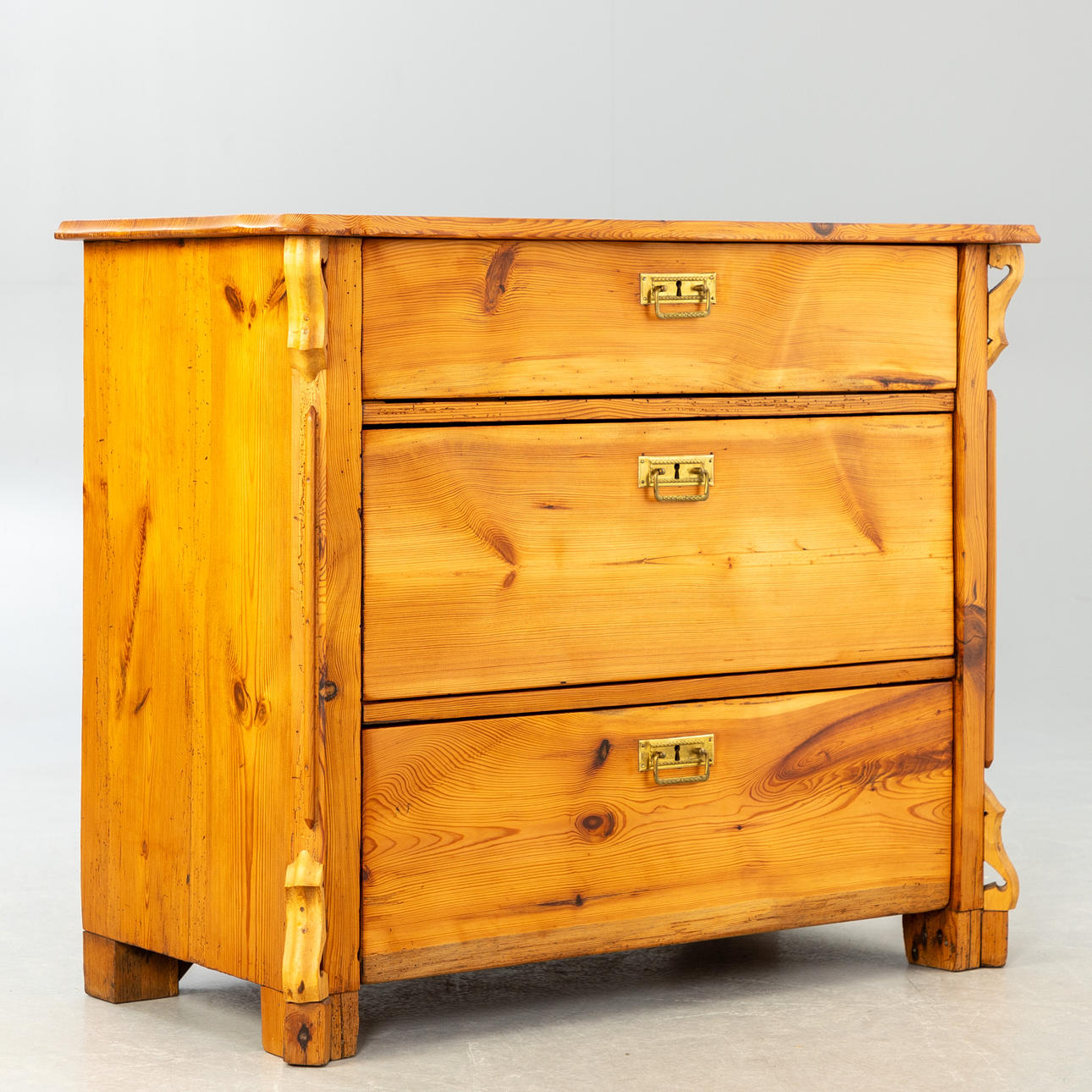 Wilhelminian style dresser, Germany, 1880/90s. Furniture - Chests of  drawers - Auctionet