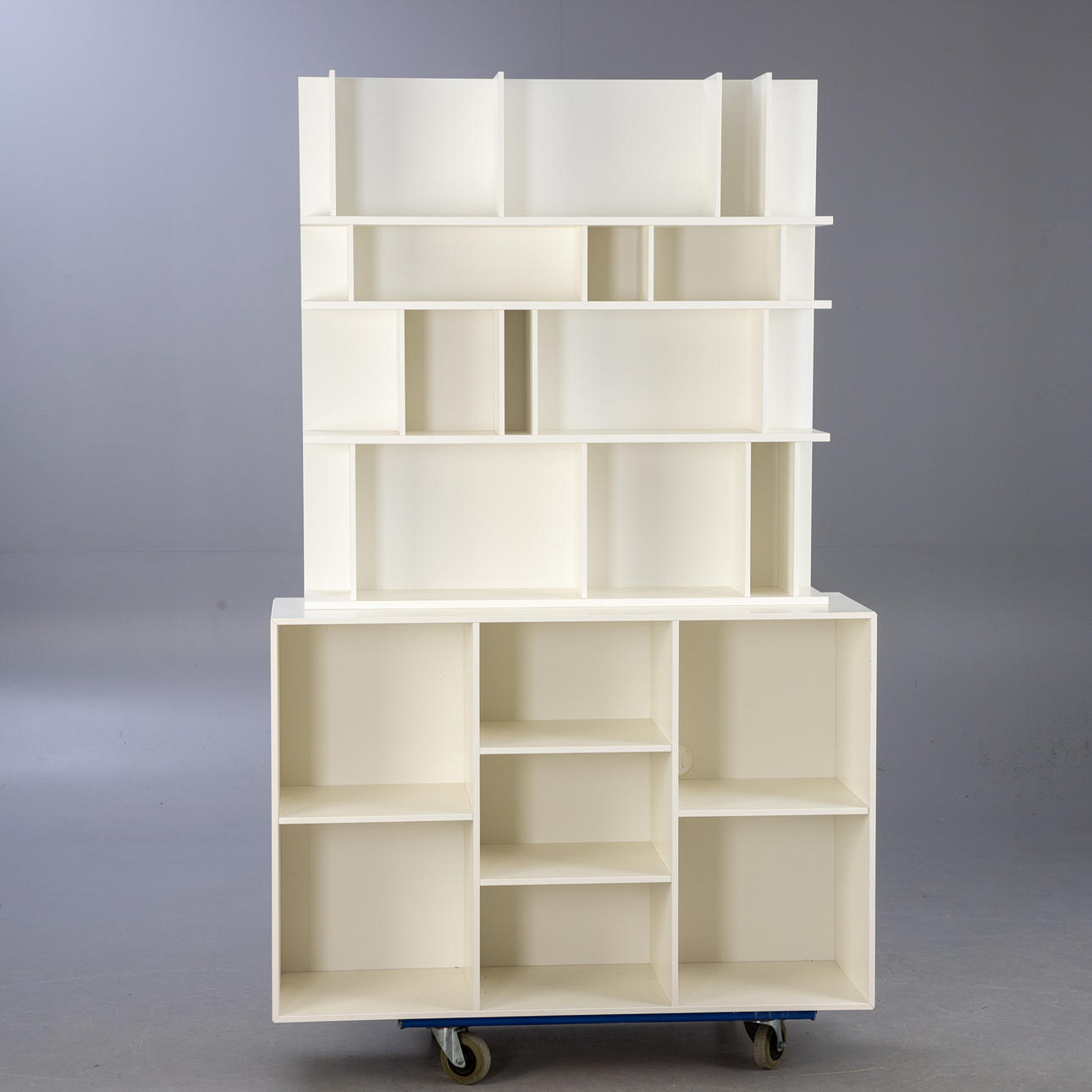 Morthen Georgsen. BoConcept. Paar Regalmodule Como (2).