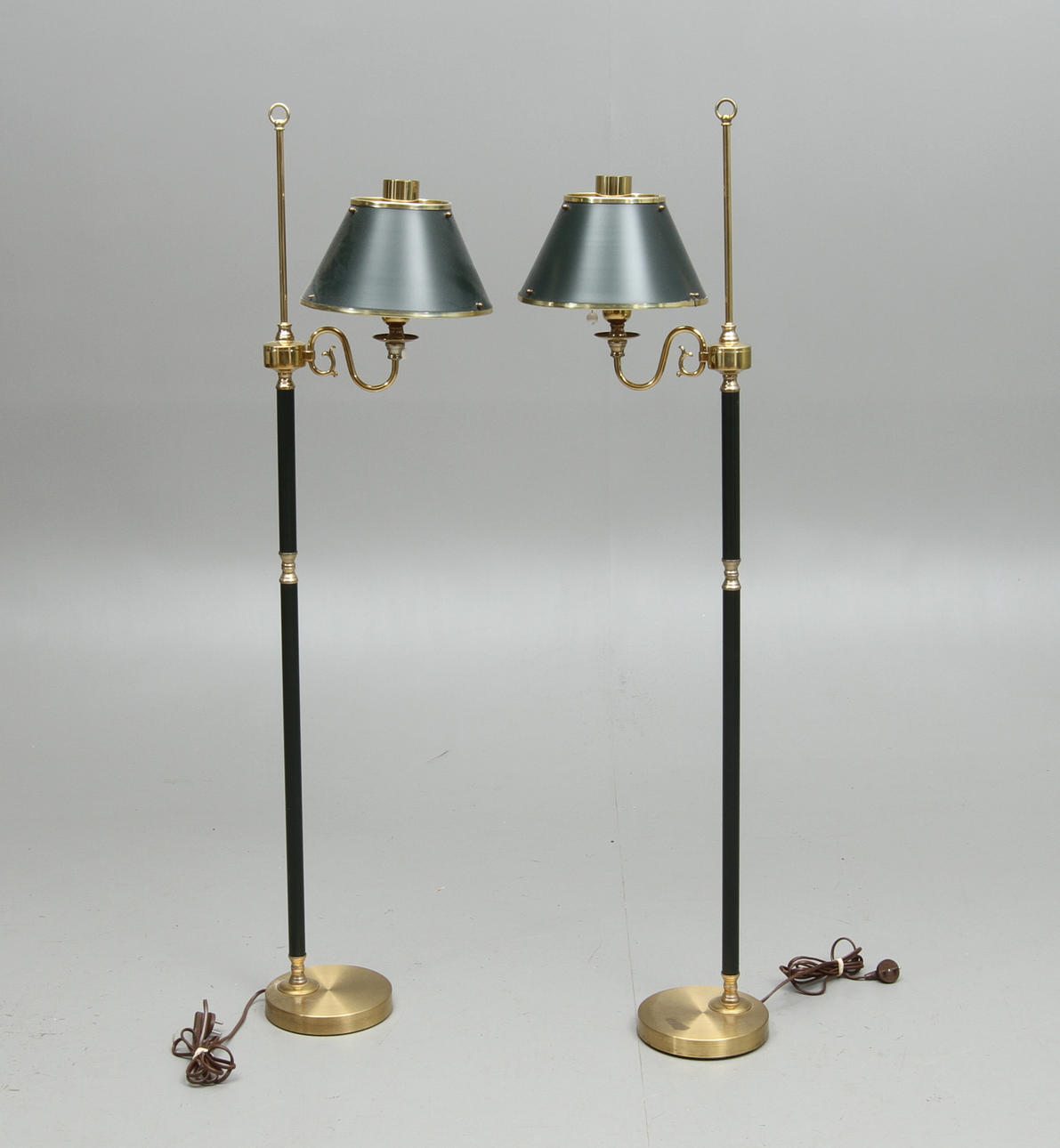 GOLVLAMPOR, 1 par, engelsk stil, 1900-tal.