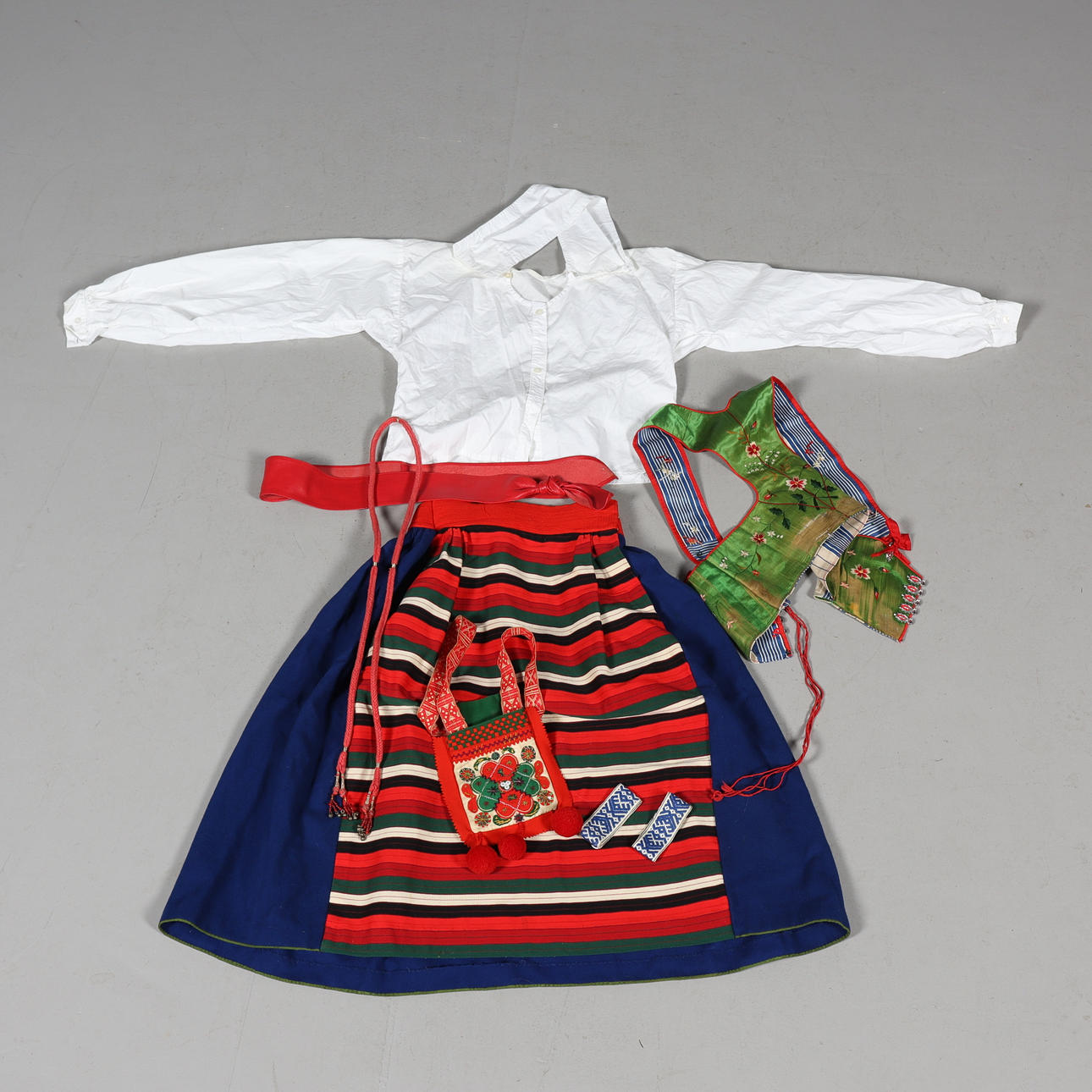 FOLKDRÄKT, Rättvik/Dalarna.