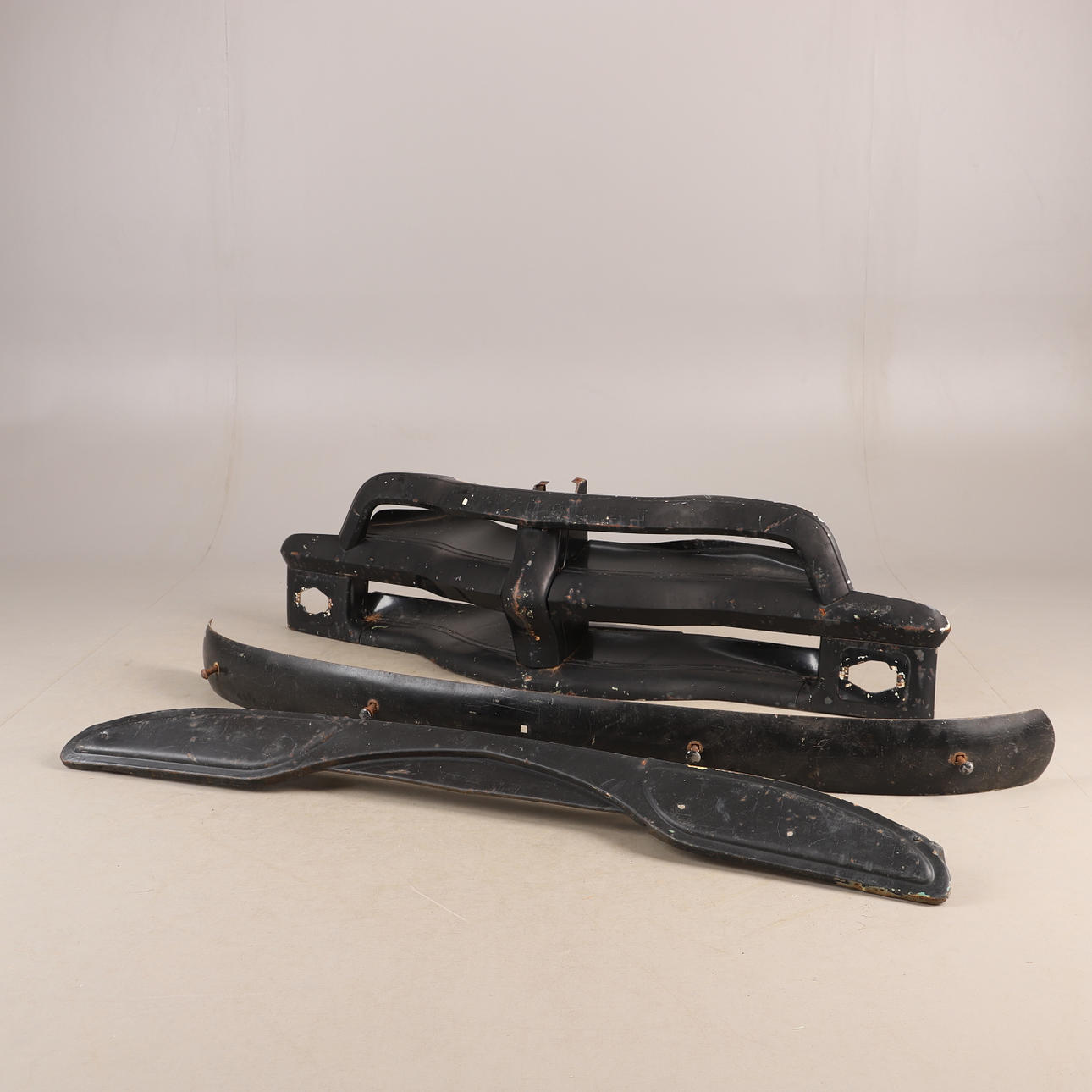 CAR FRONT, Chevrolet.