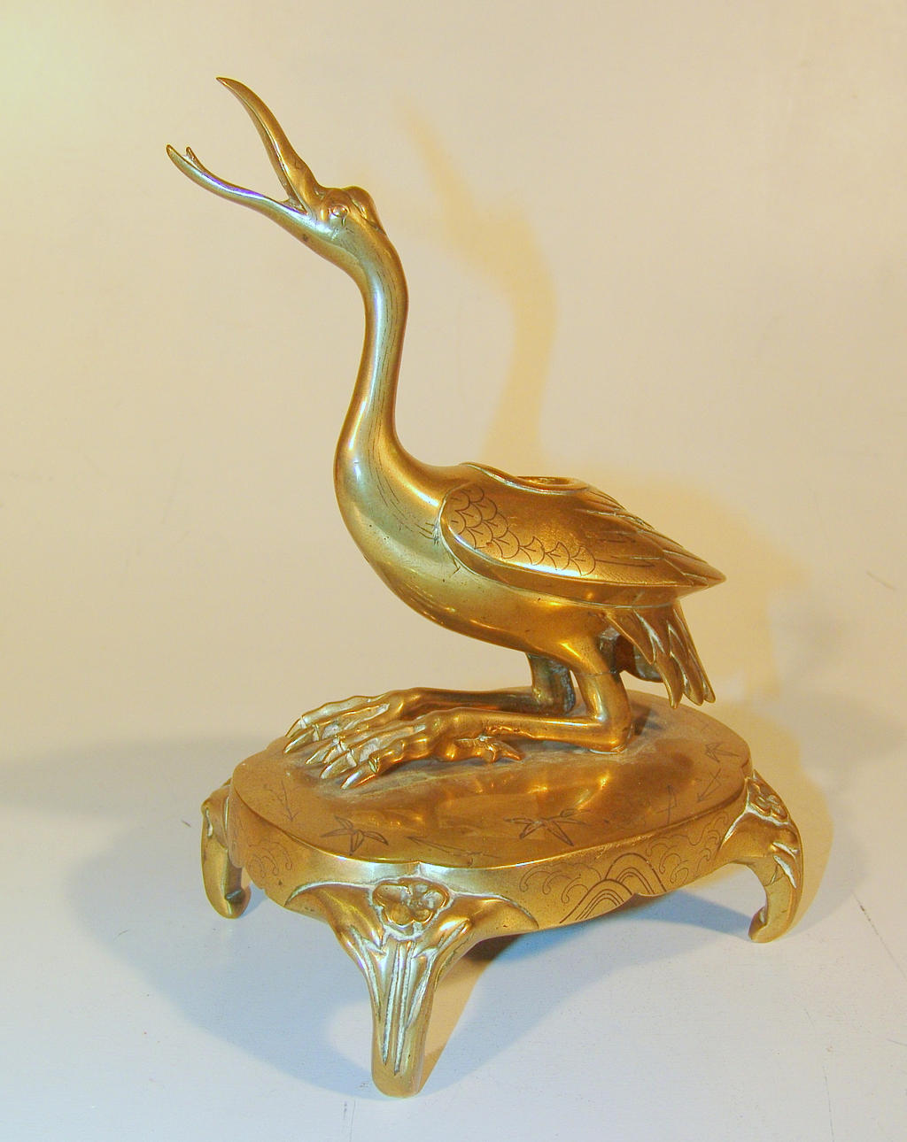 ASIATISCHER KALLIGRAPHIE-AUFSATZ. Brons, 1800-tal.