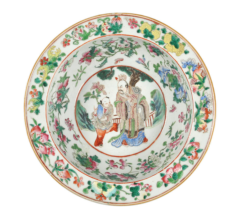 POLYCHROME SCHALE, CHINA. Wucai-stil forskare scen, 18århundrade.