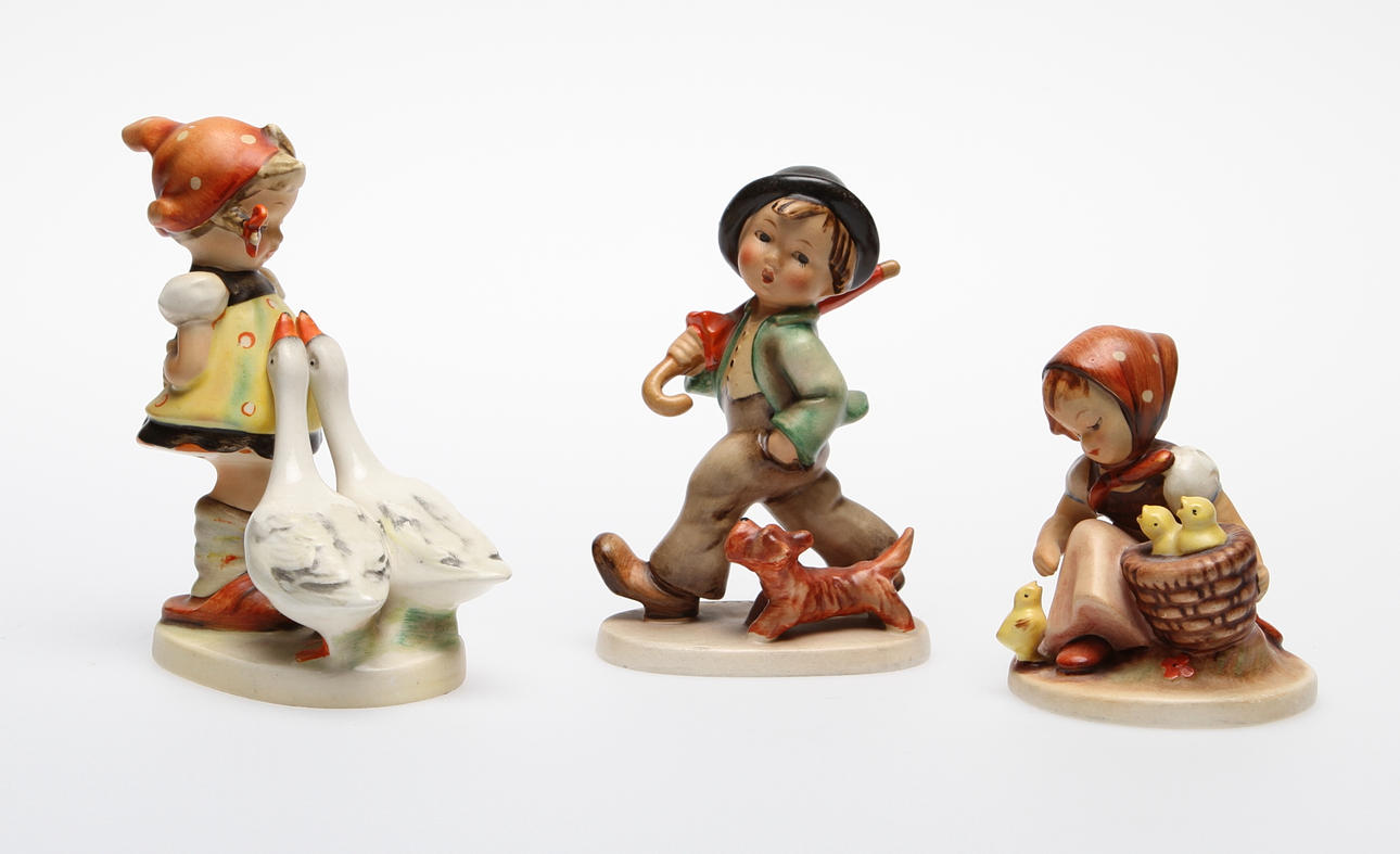 FIGURINER, 3 st, Hummel, Goebel, tidigt 1900-tal.