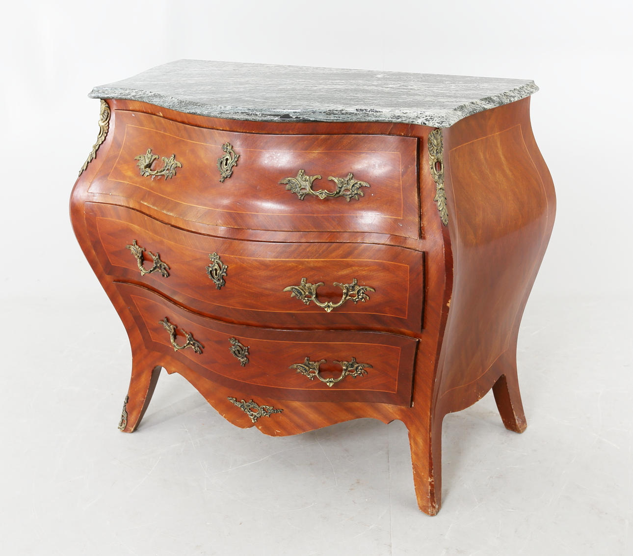 BYRÅ, med marmorskiva, rokokostil, 1940/50-tal.