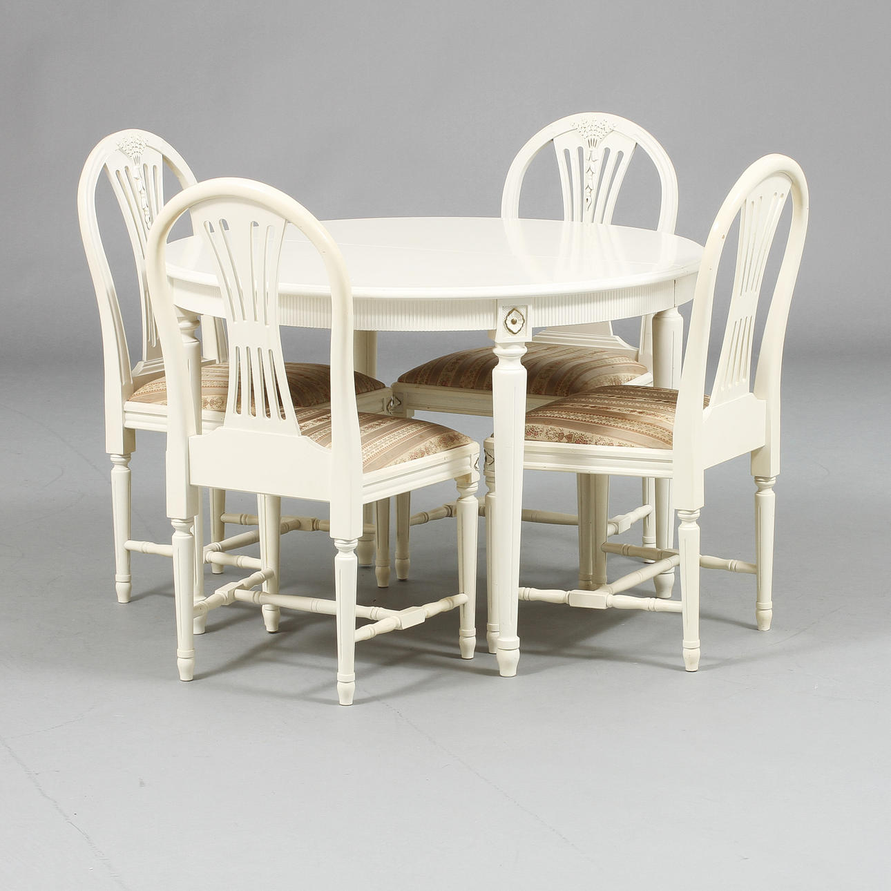 MATGRUPP, 5 delar, gustaviansk stil, 1900-tal.