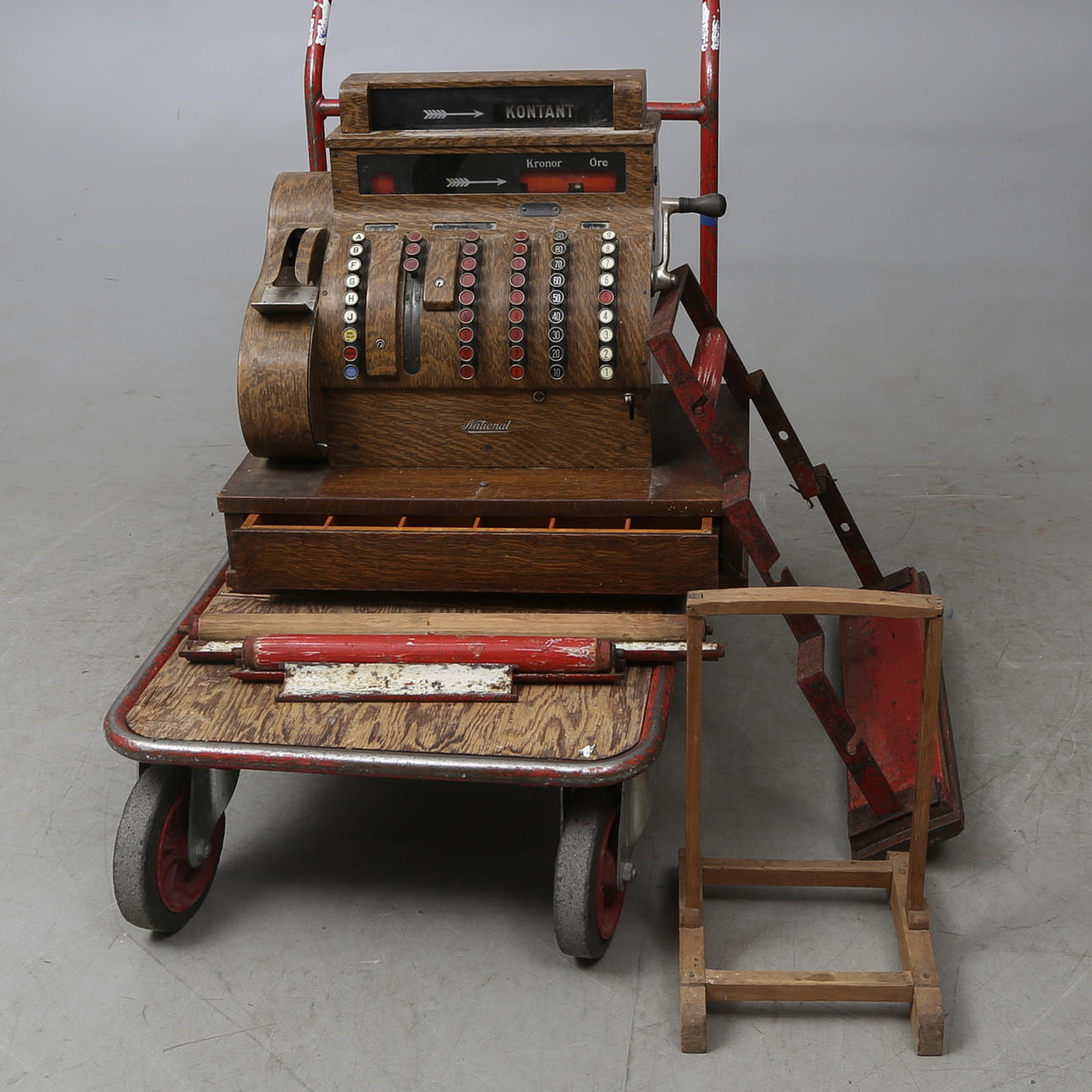 KASSAAPPARAT med mera, National, 1900-talets första hälft.