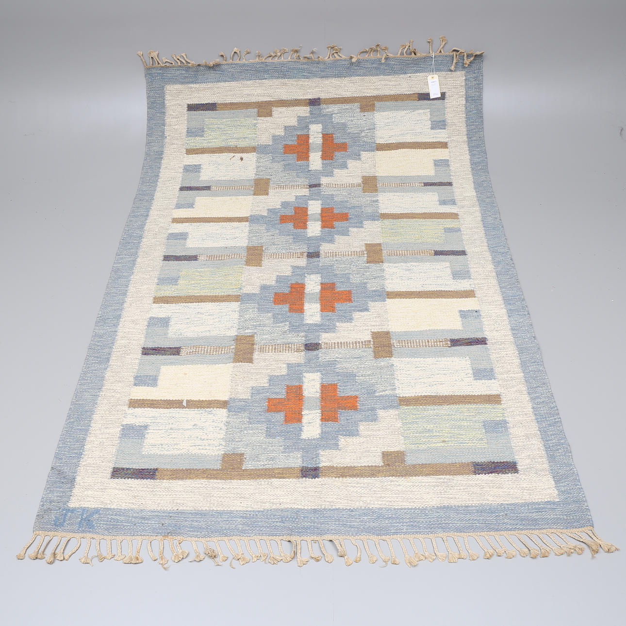 MATTA, röllakan, 252x175 cm, signerad JK.