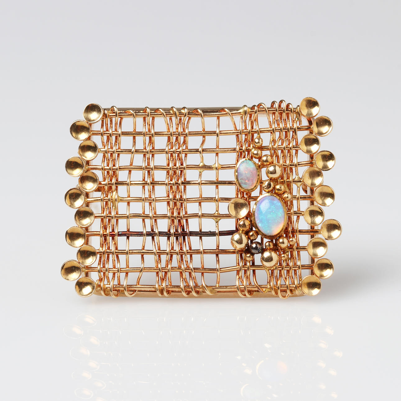 ANDERS HÖGBERG, BROSCH. Sterlingsilver och guld, Göteborg 1992.