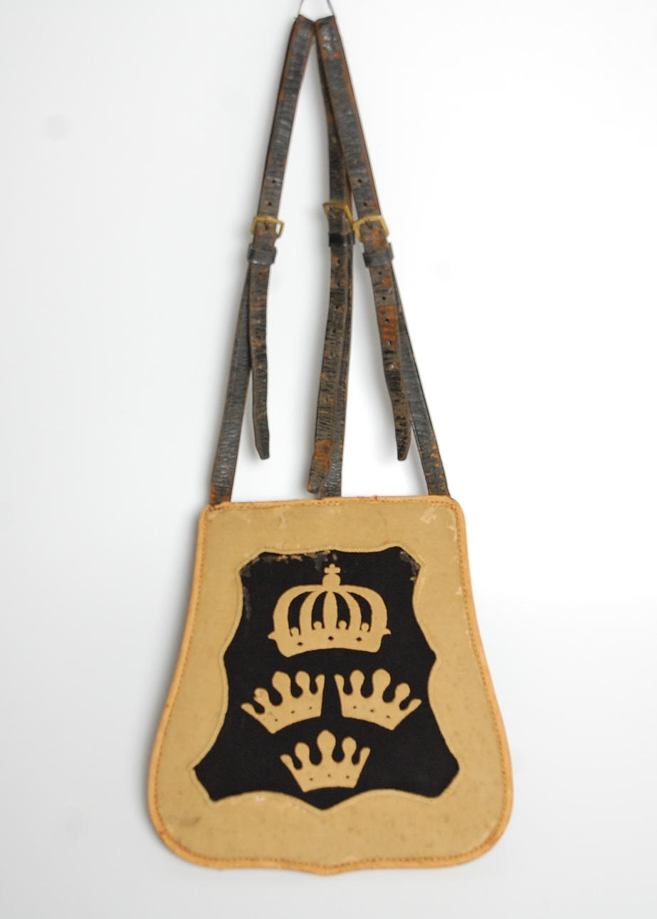 SABELTASKA , för Kronprinsens Husarer.