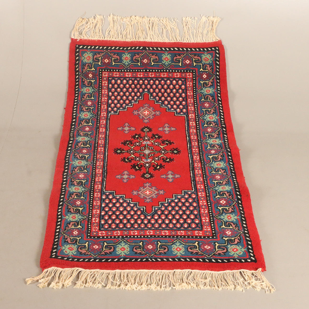 TEPPICH, handgeknüpft, Tunesien.