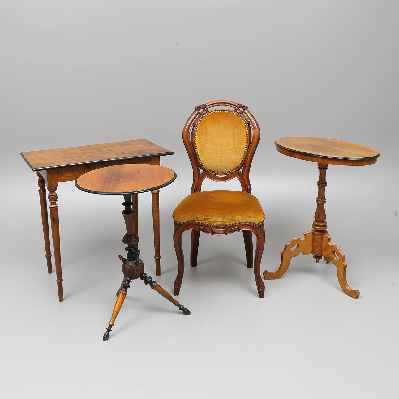 PELARBORD, 2 st, FÖNSTERBORD, STOL, 1900-talets första hälft.