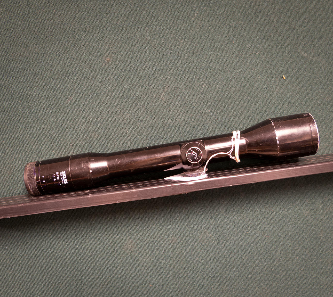 Zeiss Diavari-Z 1,5-6x42.