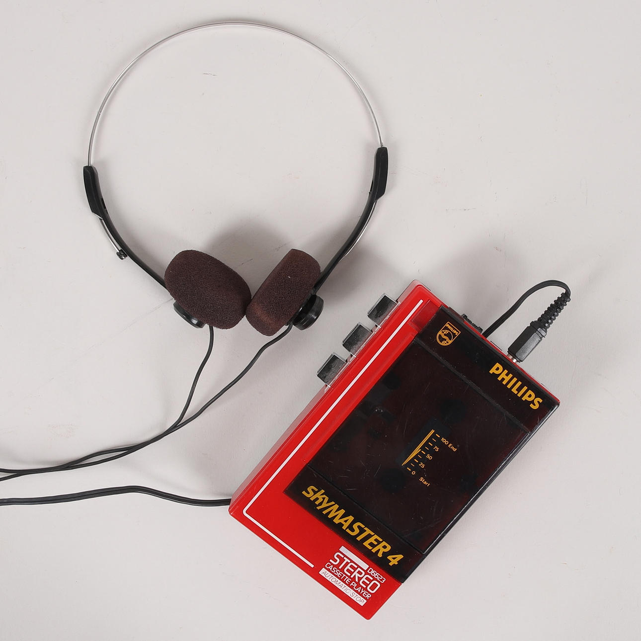 WALKMAN, “Skymaster 4", Philips.