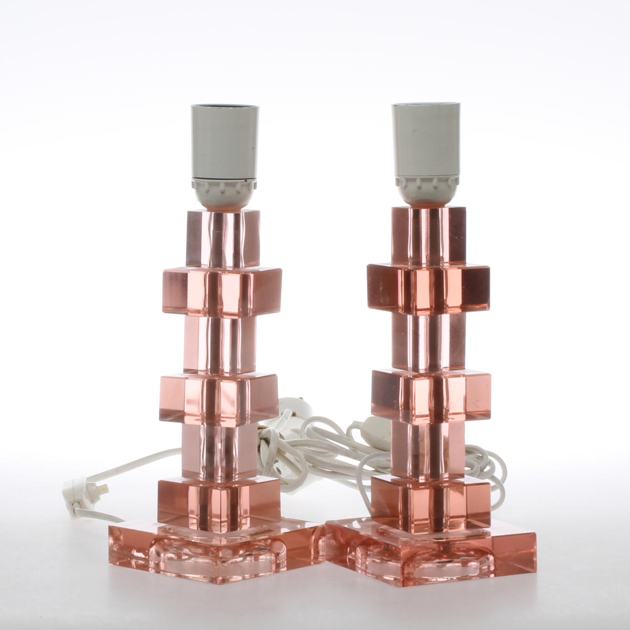 BORDSLAMPOR 1 par, glas, 1900-talets andra hälft.