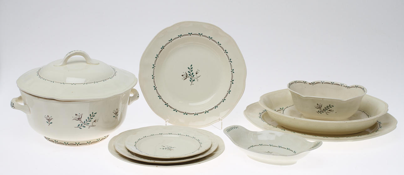 MATSERVIS, 44 delar, "Cremona" Gustavsberg.