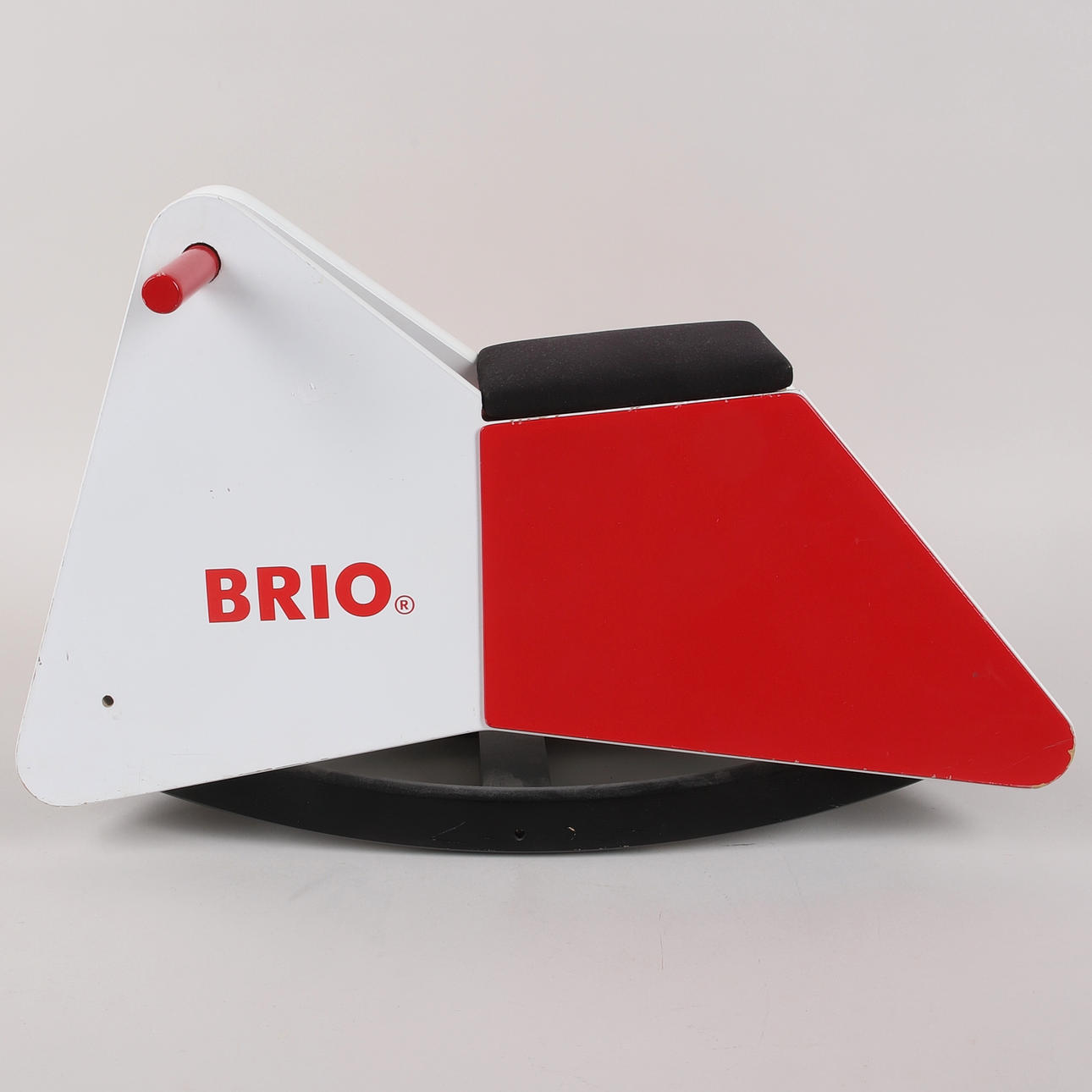 KEINUHEVONEN, PUU, BRIO.